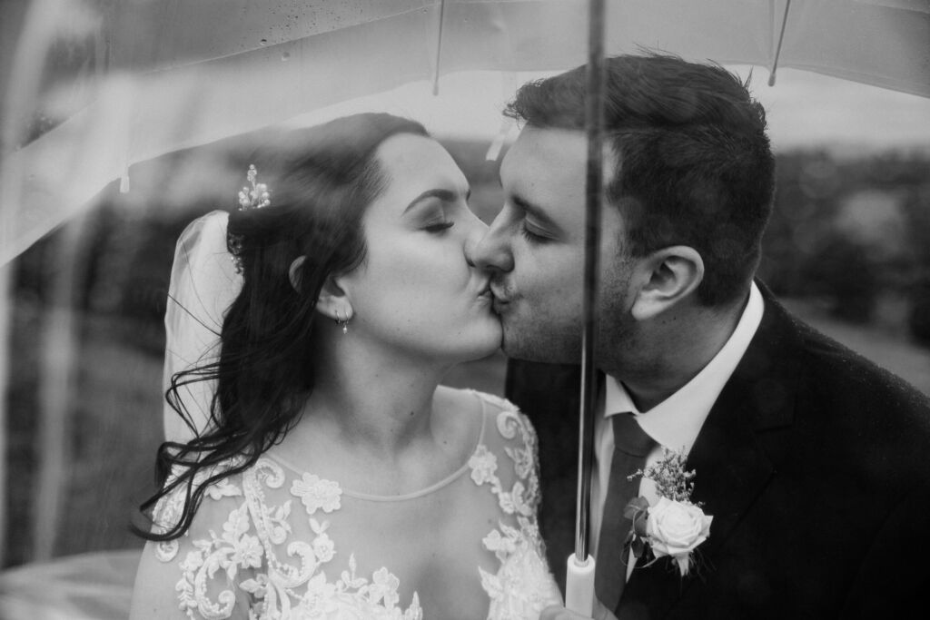 New Zealand Wedding Photographer based in Auckland